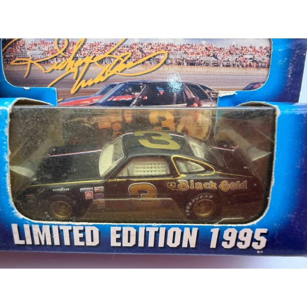NASCAR Diecast Lot 1:64 Jeff Gordon Dale Earnhardt Ward Burton 3 Cars‎ Vintage